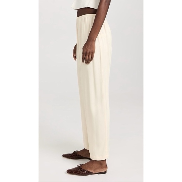 NWT DONNI Satiny Simple Pants Wide Leg in Creme - Picture 9 of 11